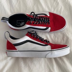 Vans Sneakers